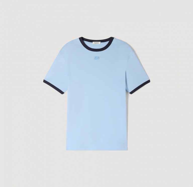 Чоловіча блакитна футболка з контрастною окантовкою