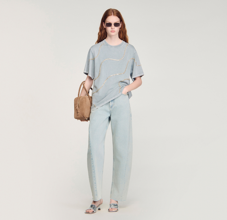 Жіноча сіра футболка зі стразами