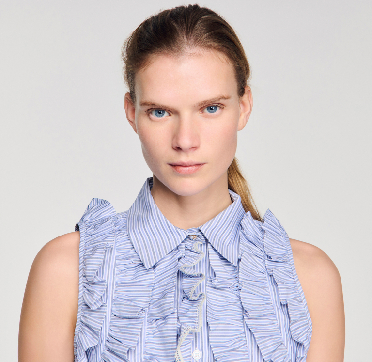 Женская полосатая рубашка с оборками