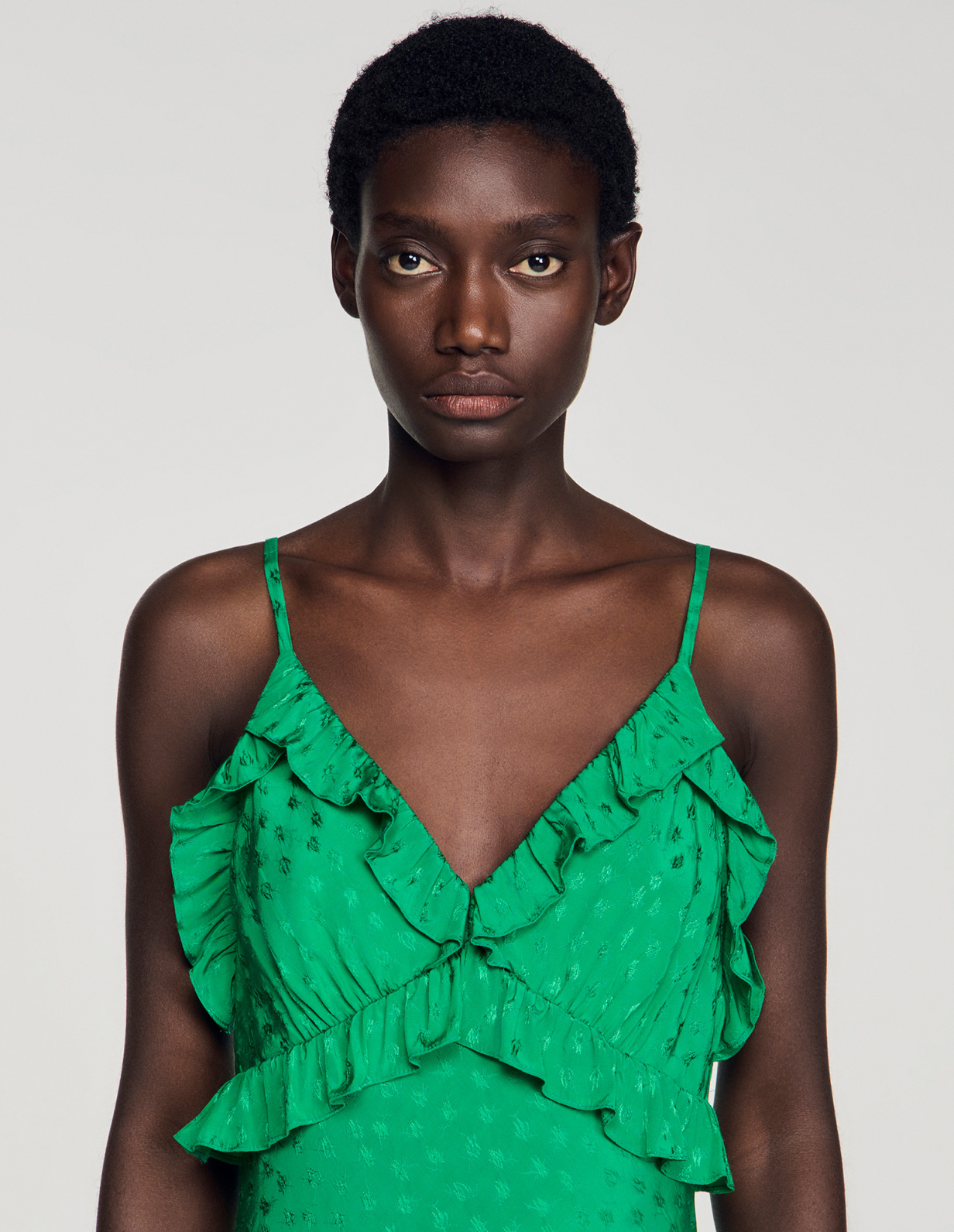 Жіноча зелена довга сукня з оборками_3