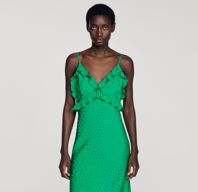 Жіноча зелена довга сукня з оборками