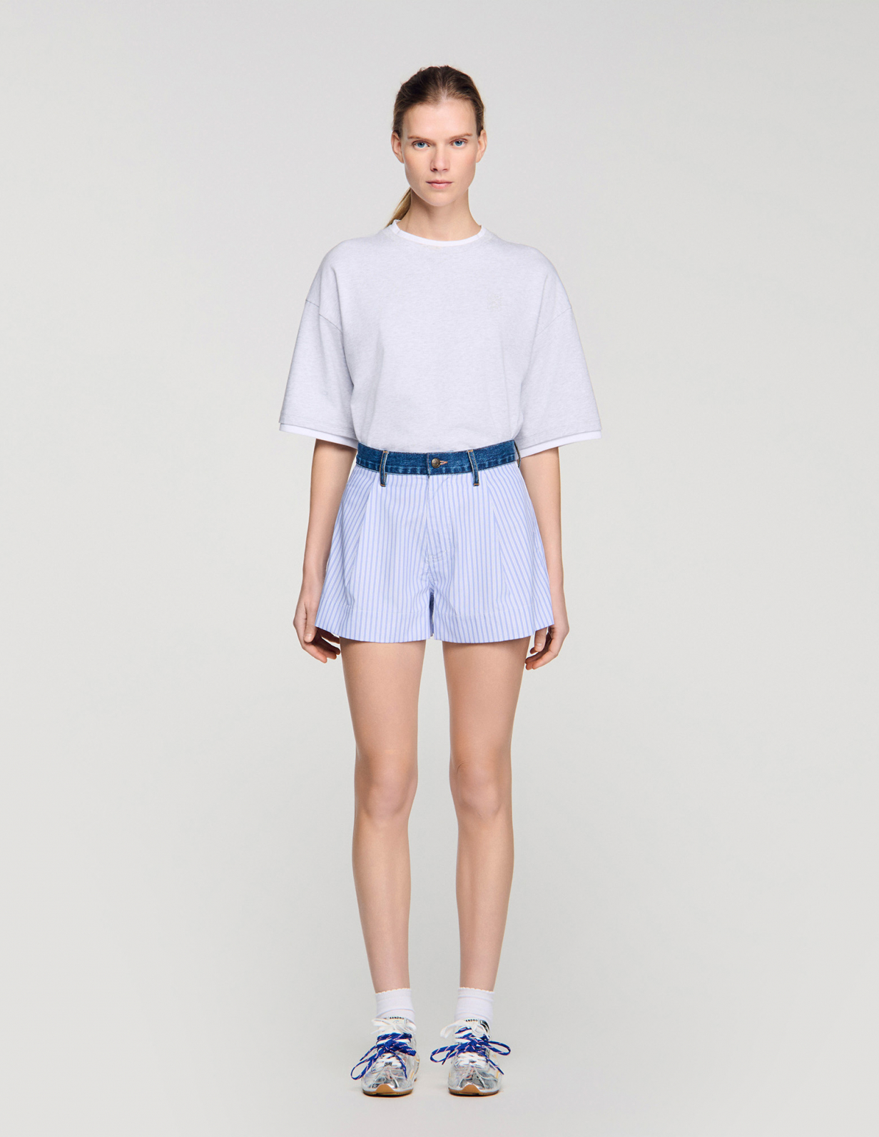 Женские полосатые шорты с джинсовыми деталями_2