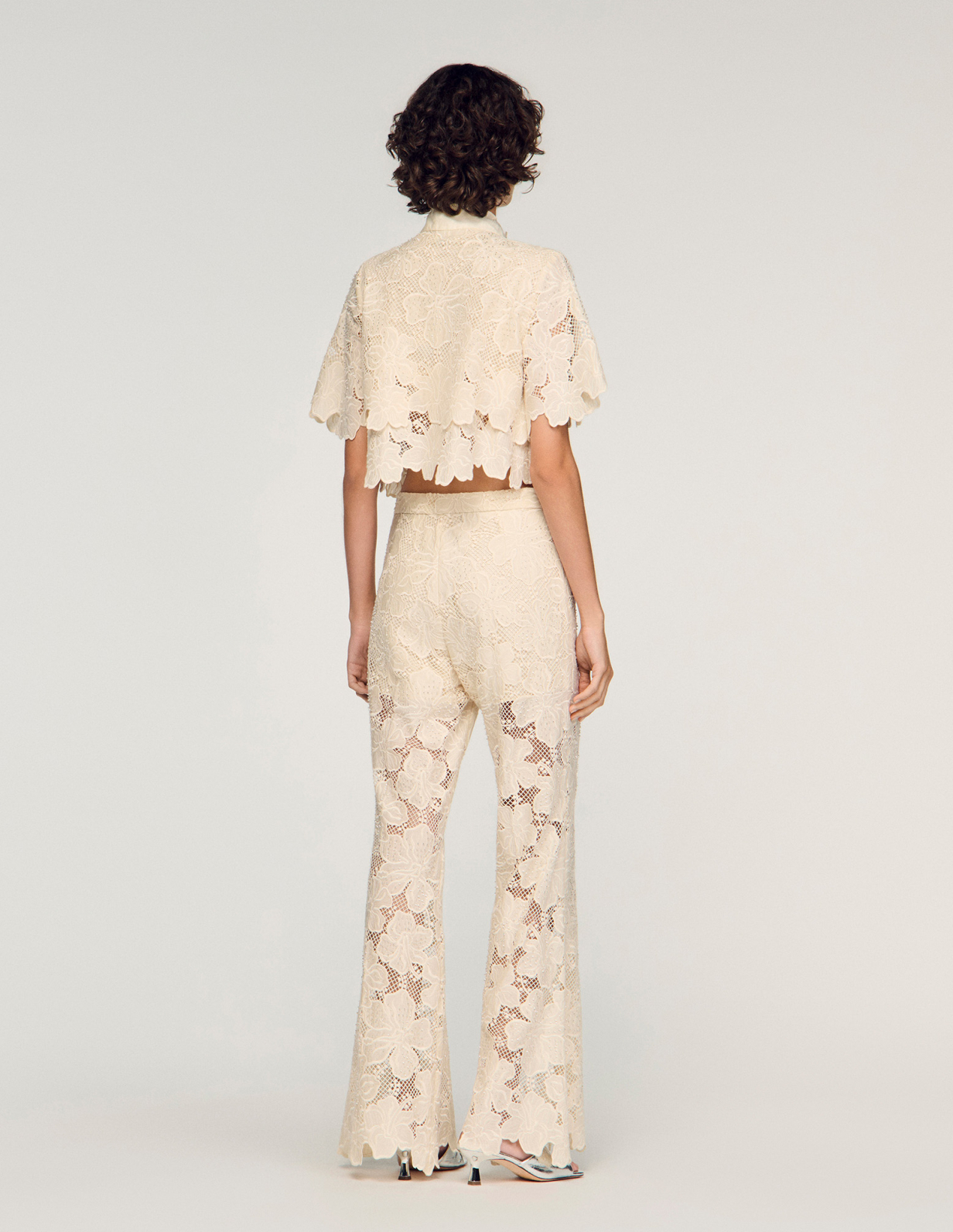 Жіноча сорочка з квітковим гіпюровим мереживом_5