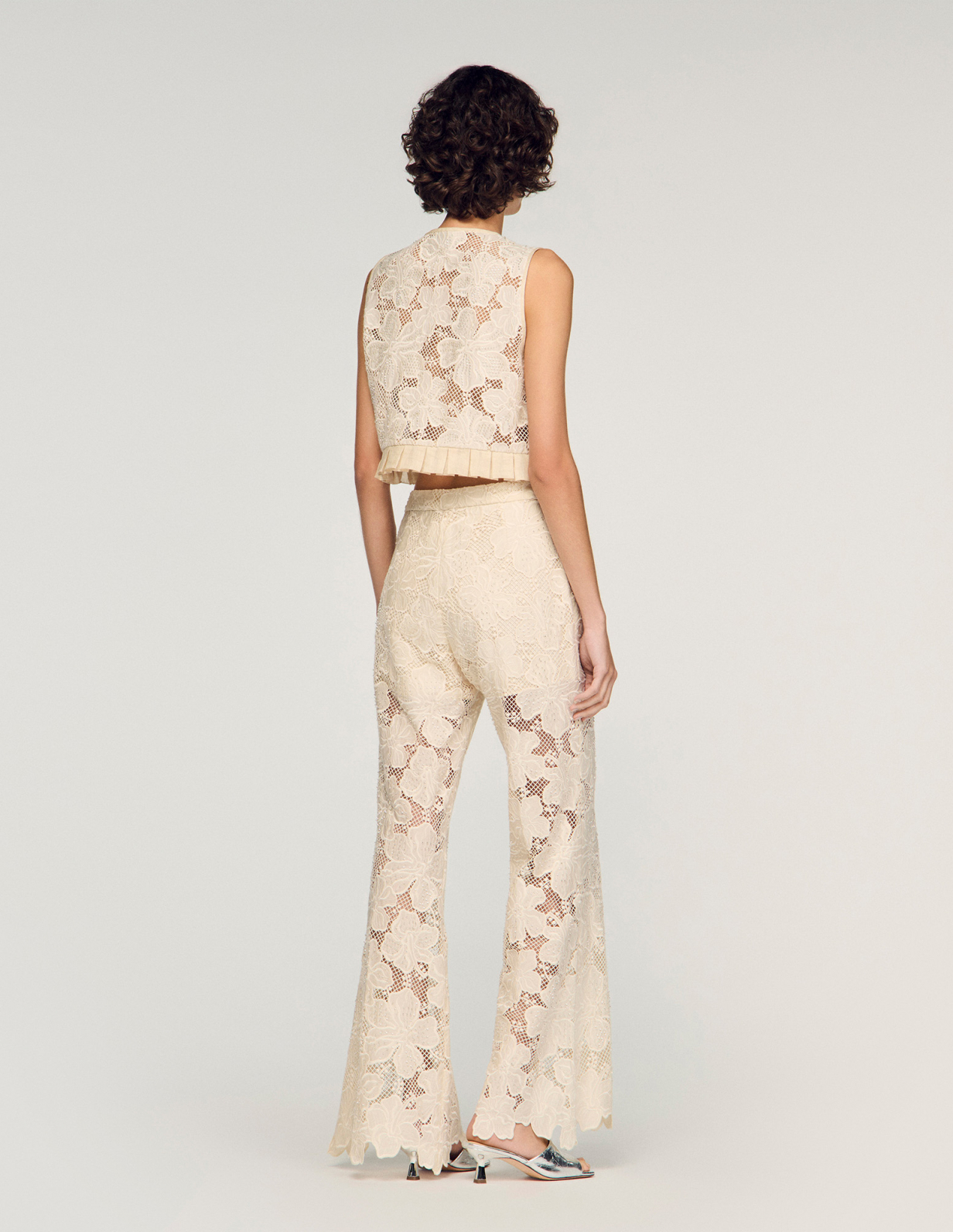 Жіночий топ із гіпюрового мережива з оборкою_5