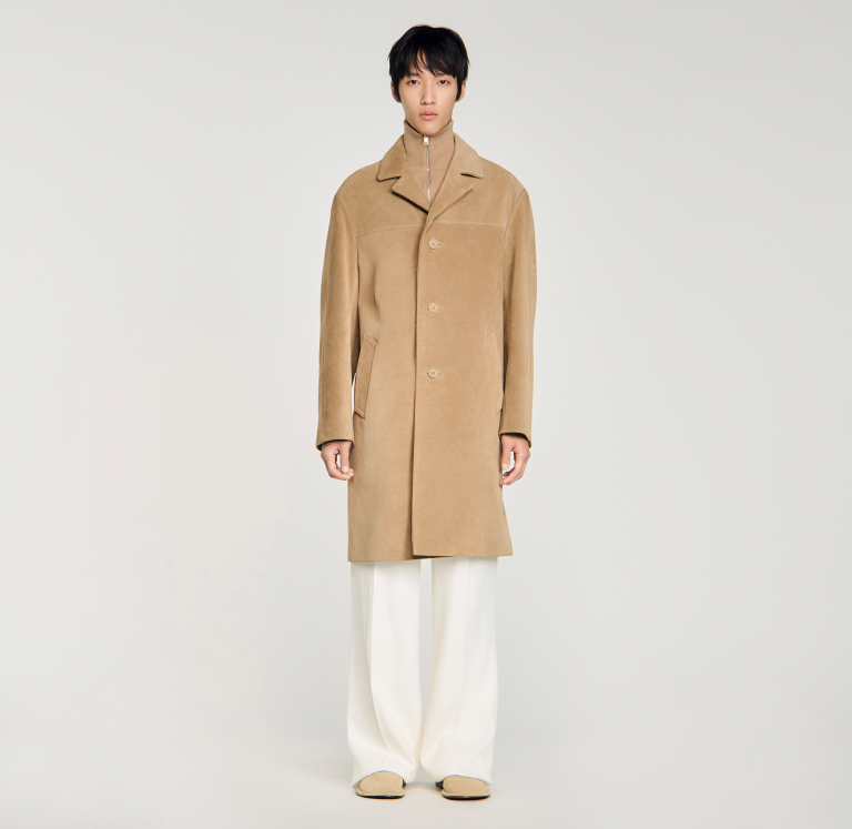 Чоловіче бежеве замшеве пальто