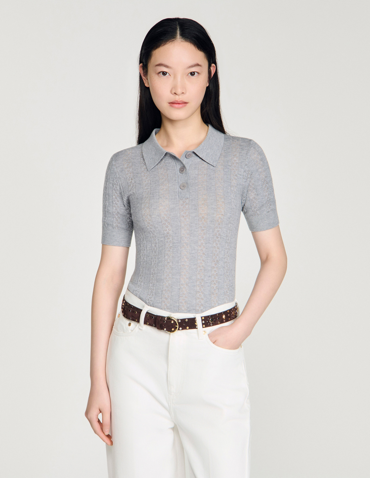 Женский джемпер ажурной вязки с воротником-поло_4