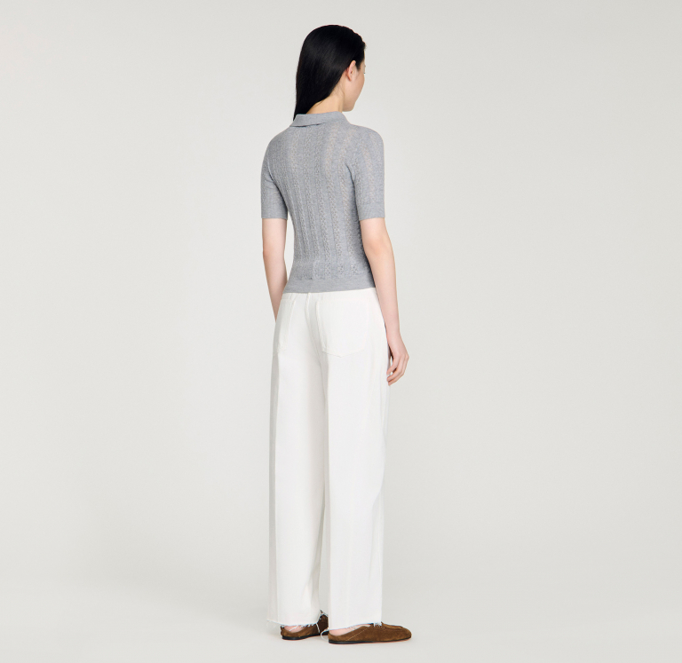 Женский джемпер ажурной вязки с воротником-поло