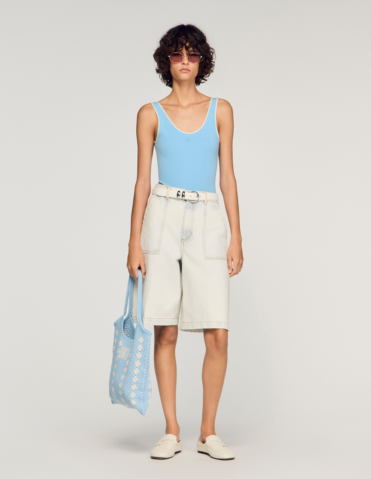 Жіночий блакитний боді з вишитим логотипом_1