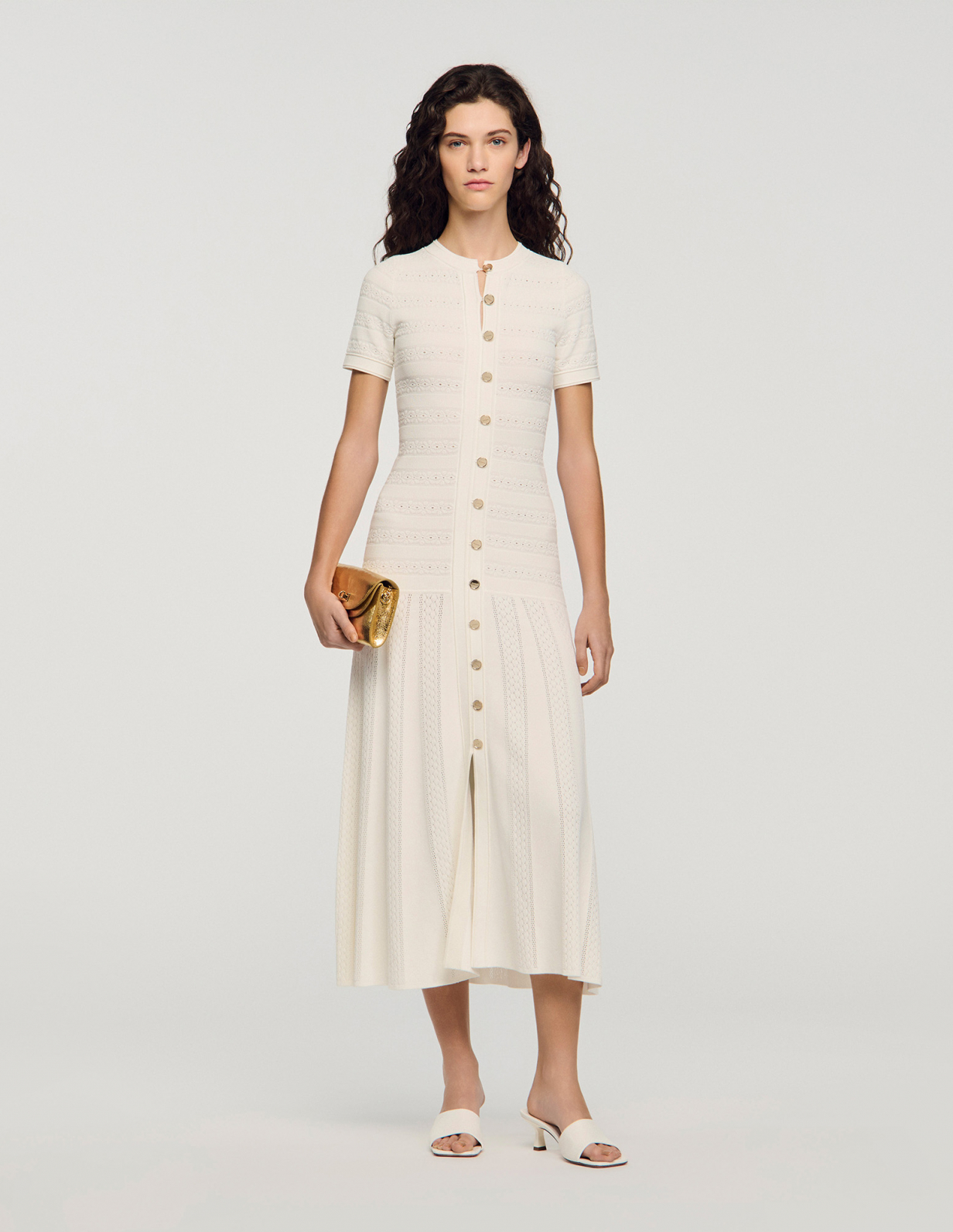 Женское молочное вязаное платье_1