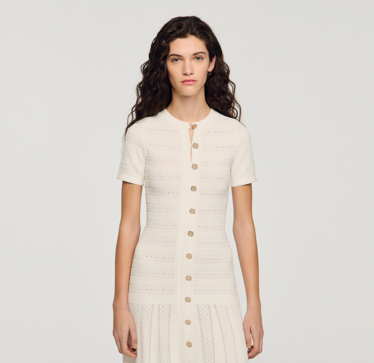 Женское молочное вязаное платье