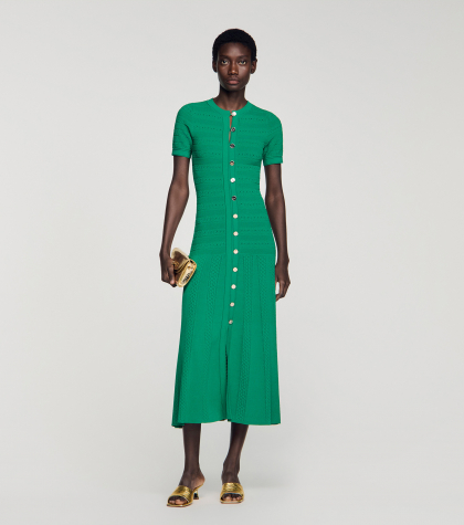 Женское зеленое вязаное платье