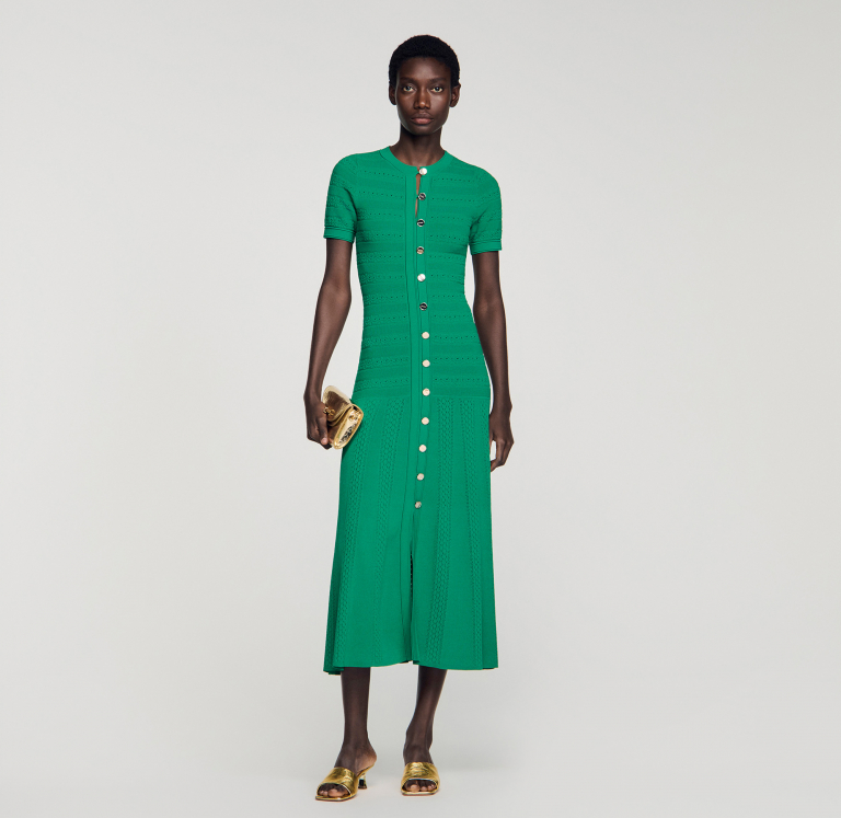Женское зеленое вязаное платье