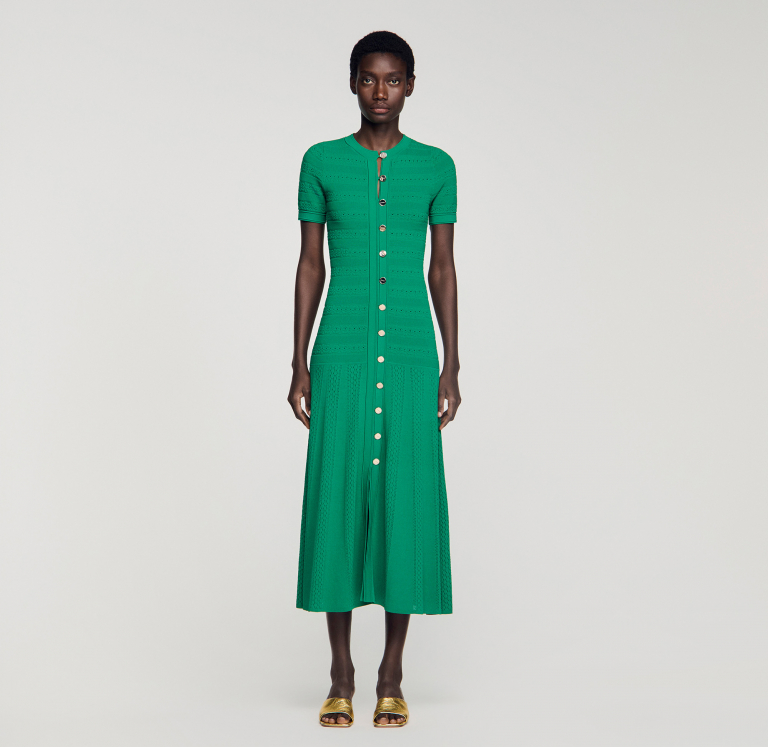 Женское зеленое вязаное платье