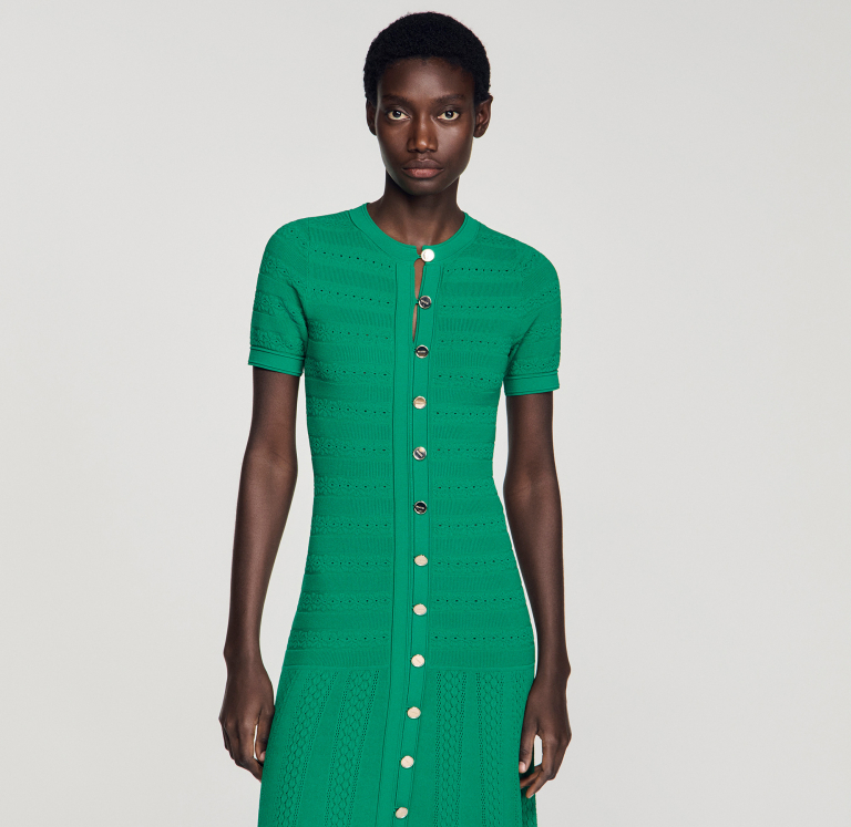 Женское зеленое вязаное платье