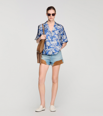 Женская рубашка с цветочным принтом