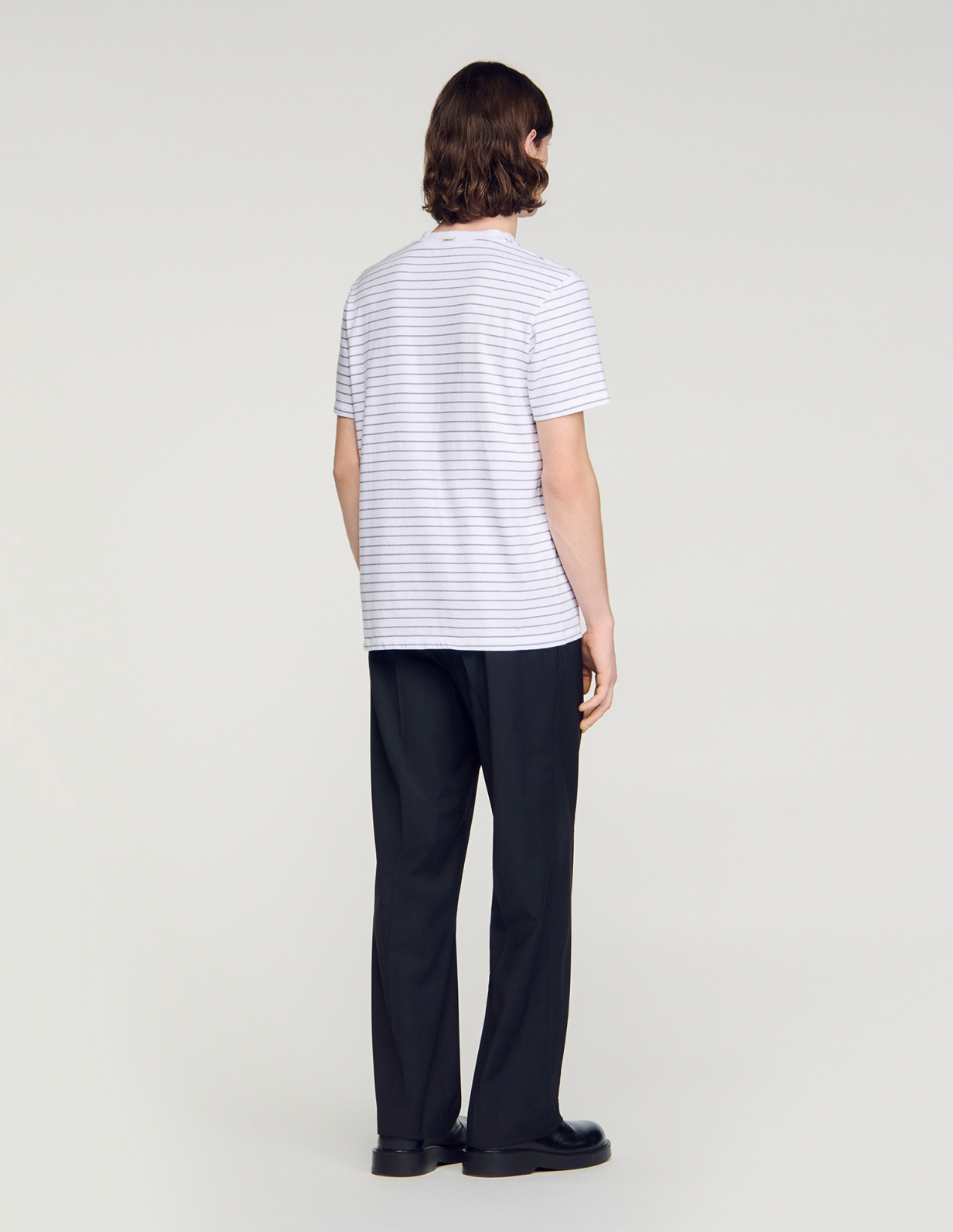 Мужская белая полосатая футболка_5