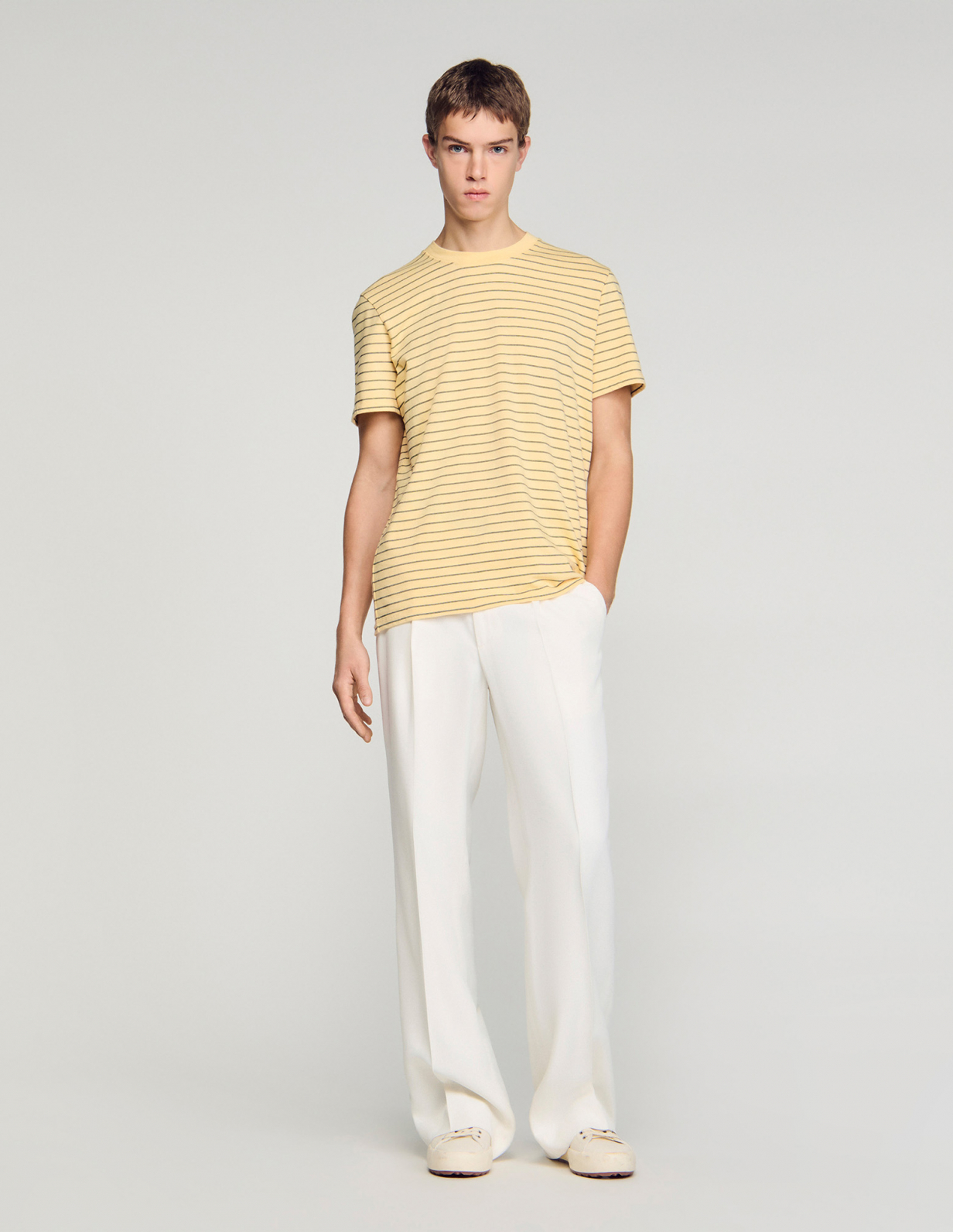 Чоловіча жовта смугаста футболка_1