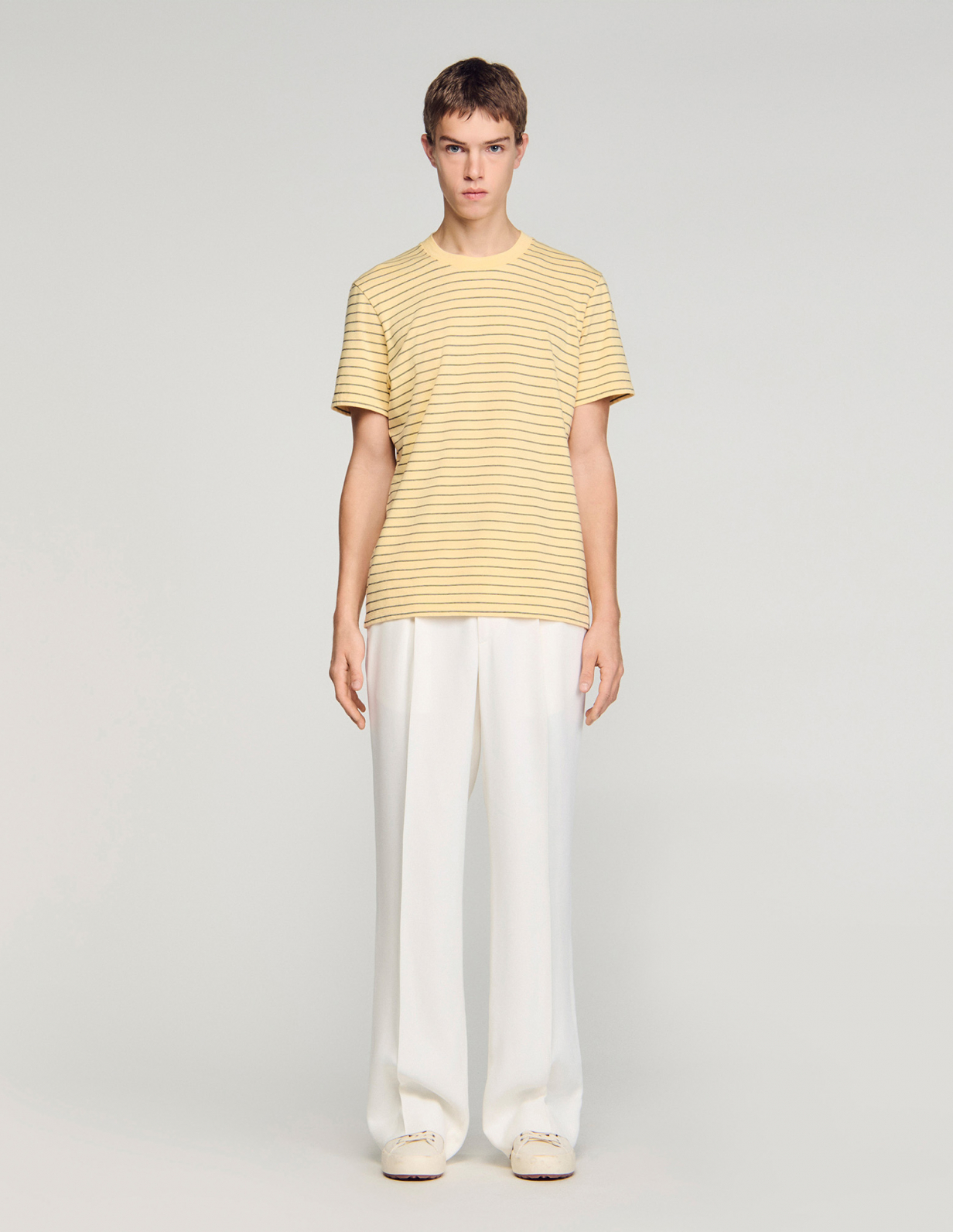 Чоловіча жовта смугаста футболка_2