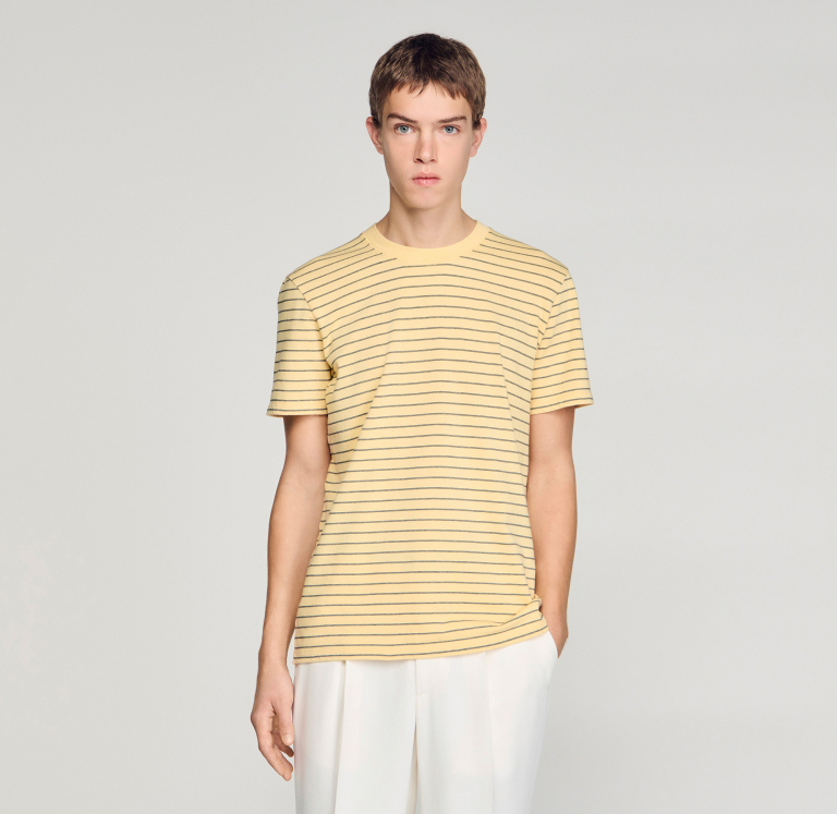 Чоловіча жовта смугаста футболка