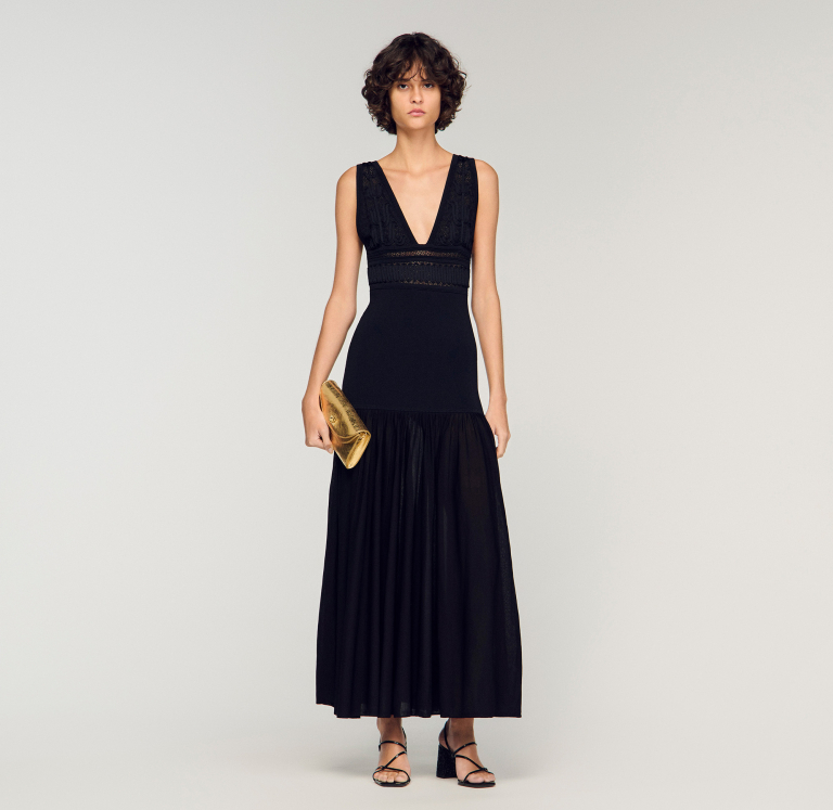 Женское длинное платье ажурной вязки