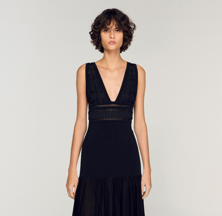 Женское длинное платье ажурной вязки