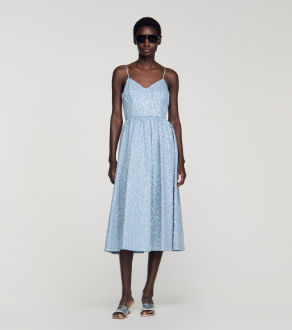 Жіноча довга сукня, розшита паєтками