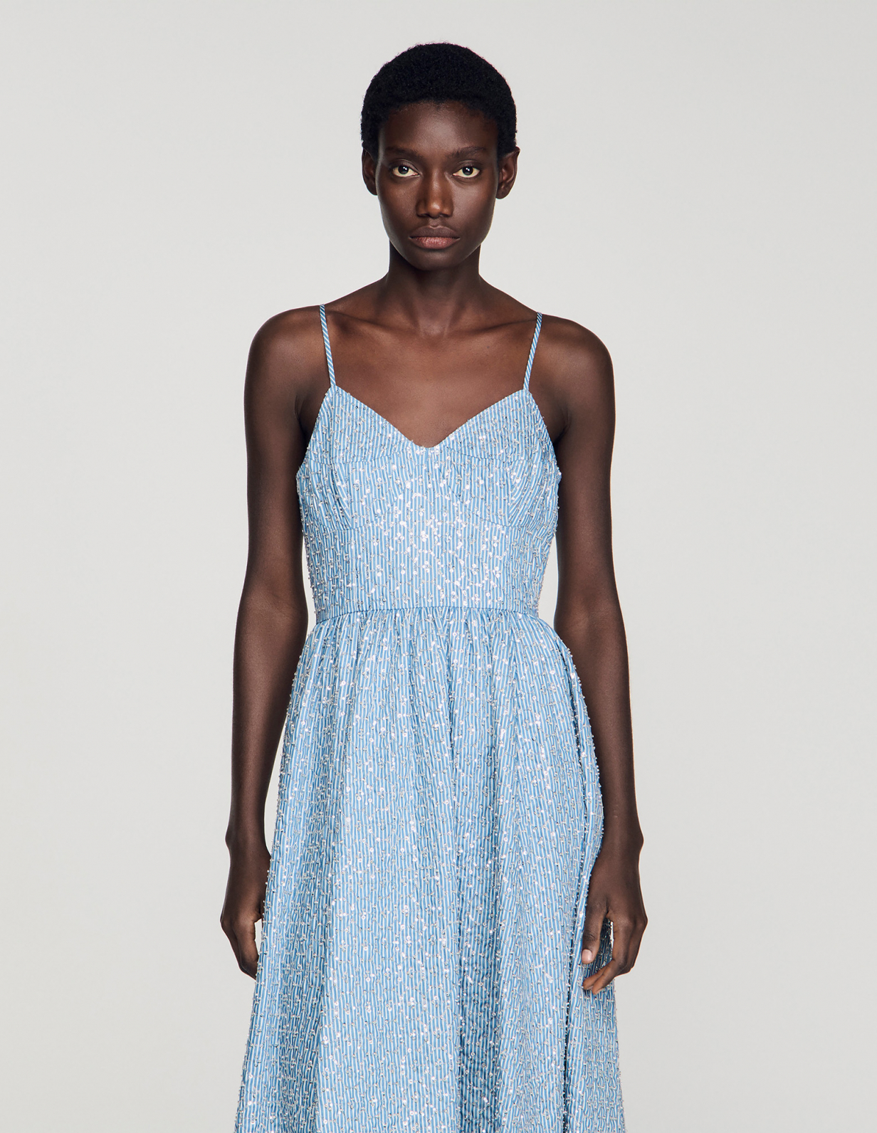 Жіноча довга сукня, розшита паєтками_4