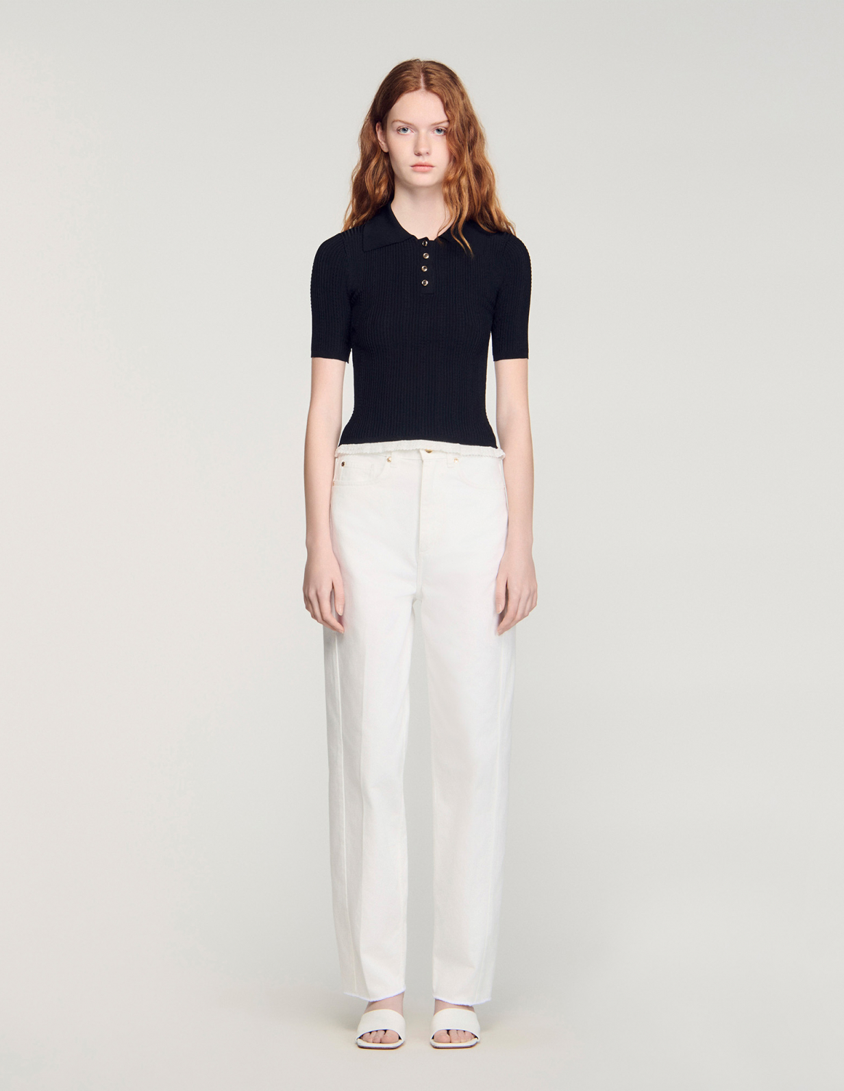 Жіночий чорний в'язаний топ з коміром поло_2