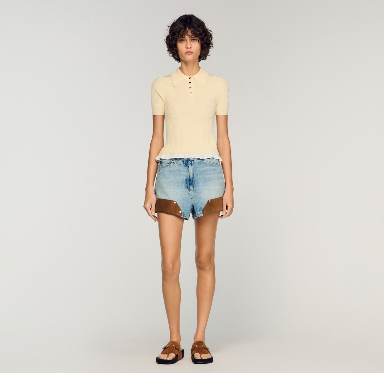 Жіночий молочний в'язаний топ з коміром поло