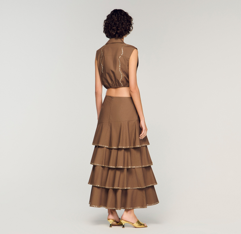 Женская коричневая рубашка со стразами