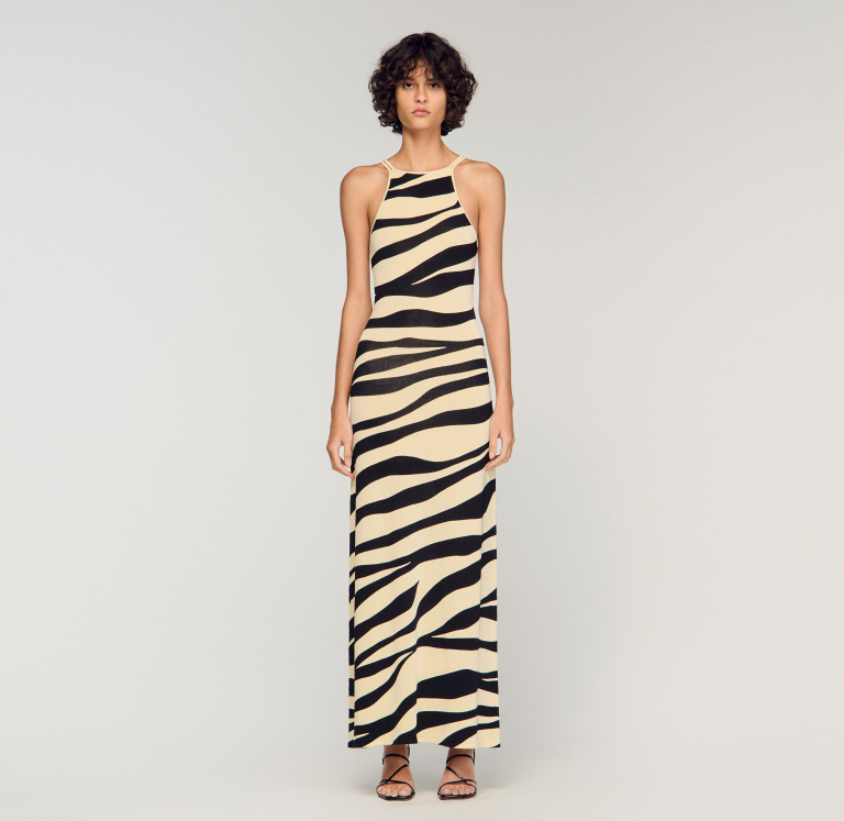 Жіноча в'язана сукня із зебровим принтом