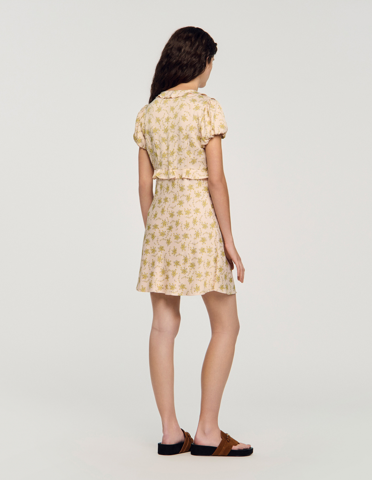 Женское короткое платье с цветочным принтом_5