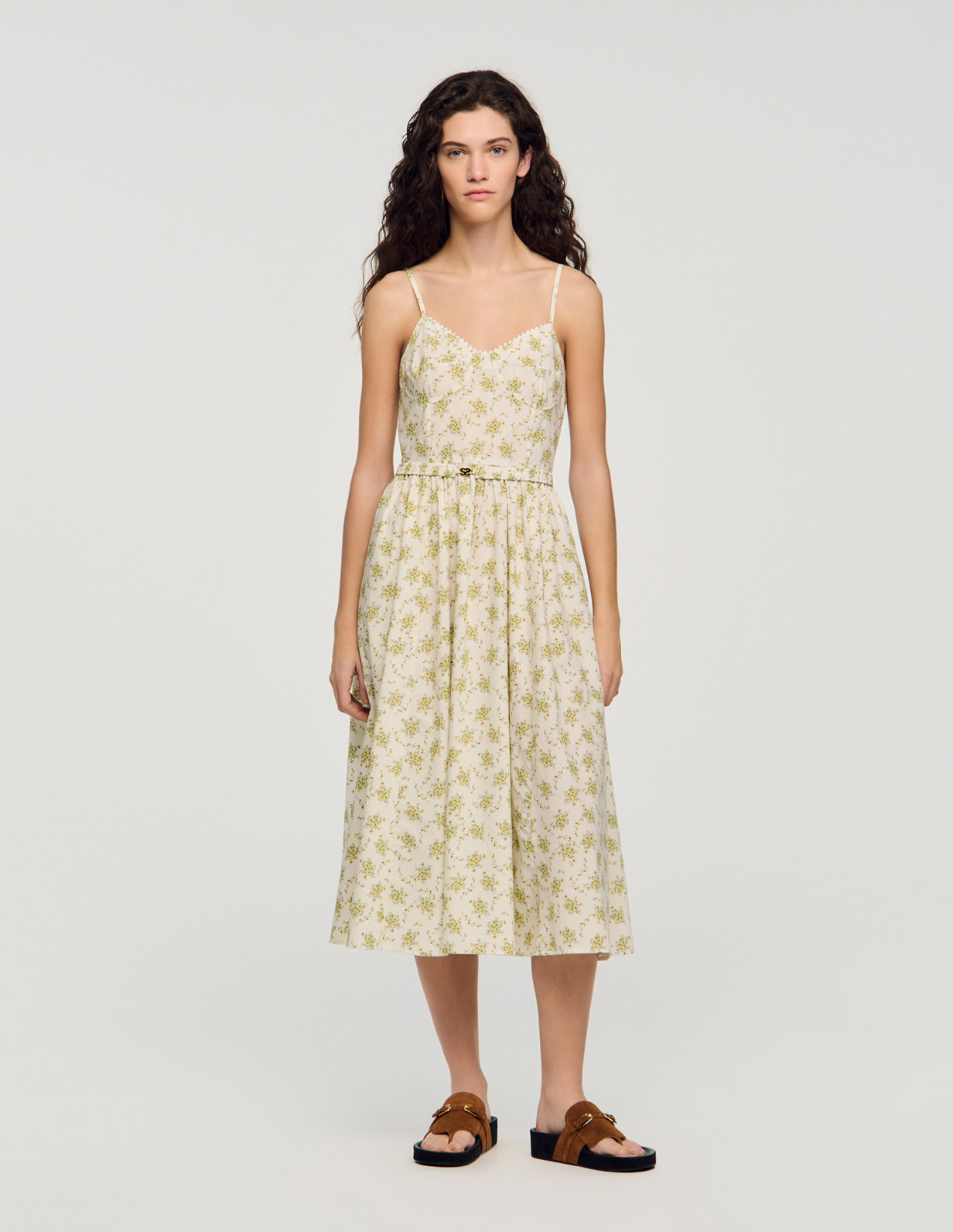 Женское молочное платье с цветочным принтом_1