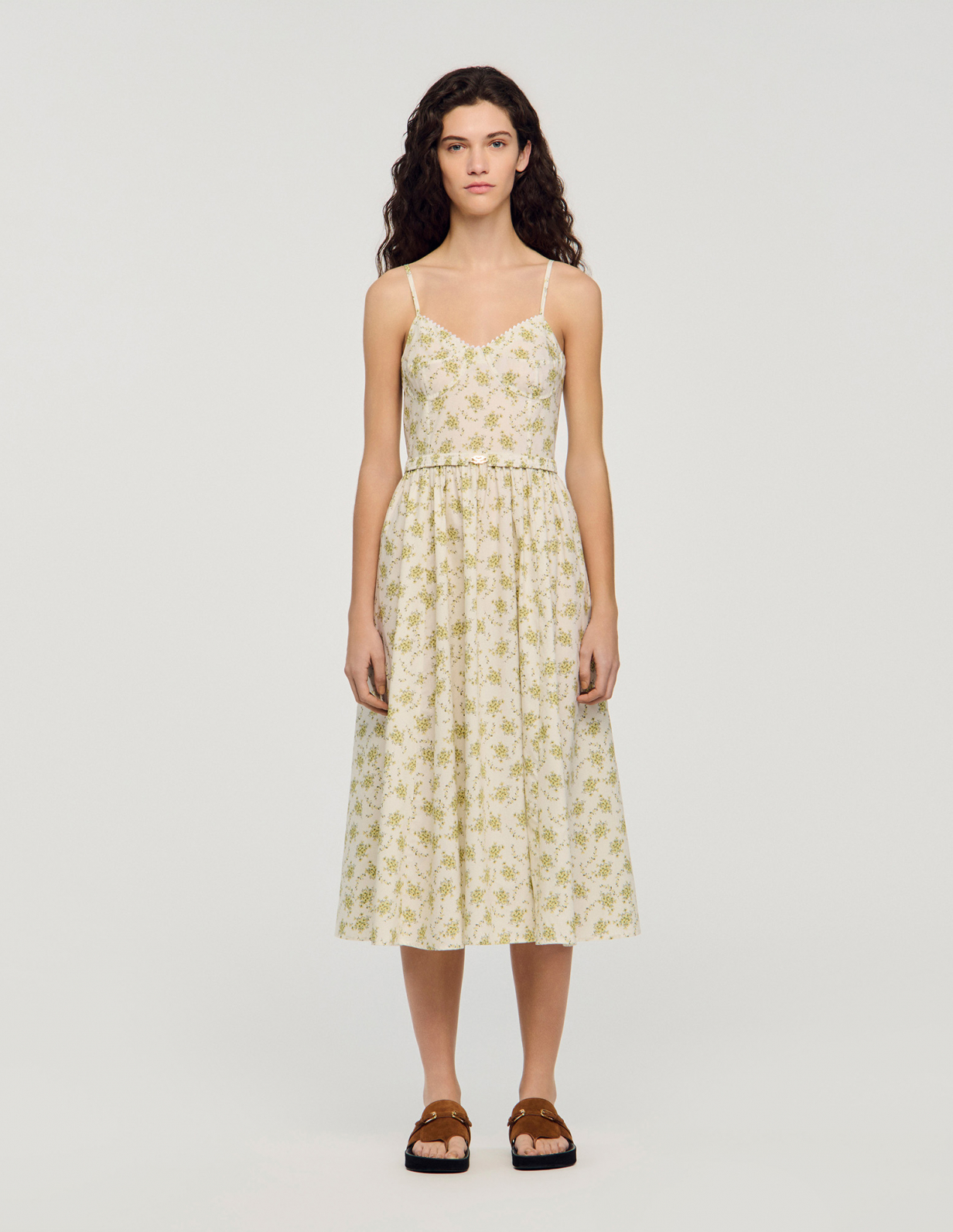 Женское молочное платье с цветочным принтом_2