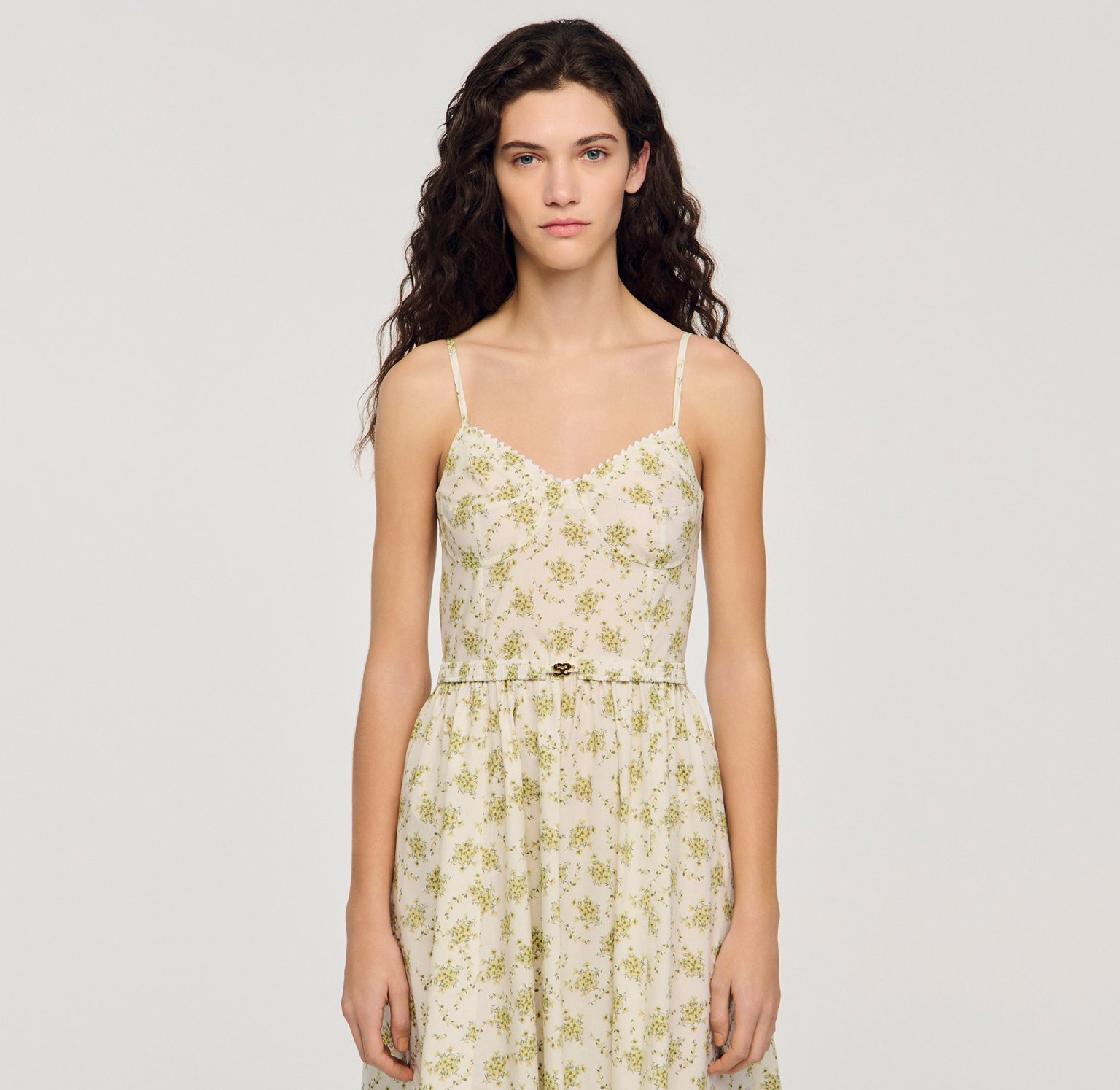 Жіноча молочна сукня з квітковим принтом_4