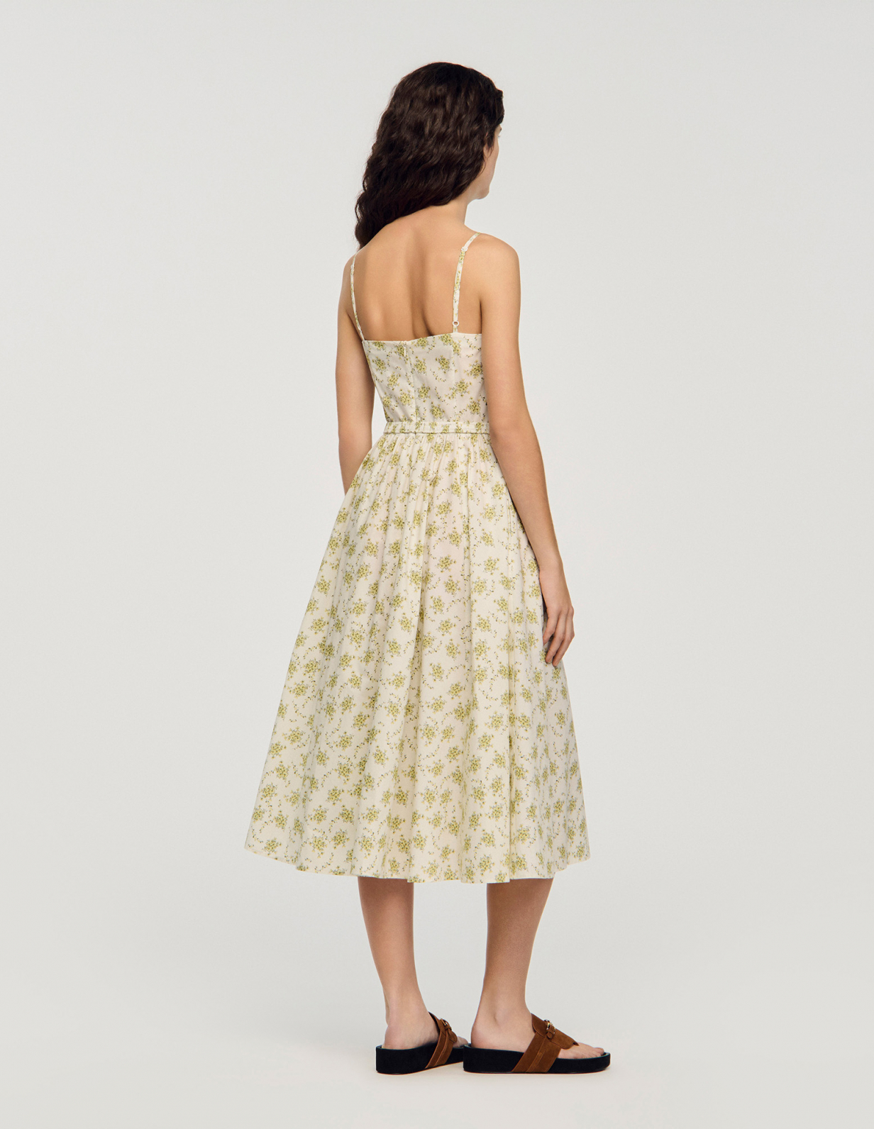 Женское молочное платье с цветочным принтом_5