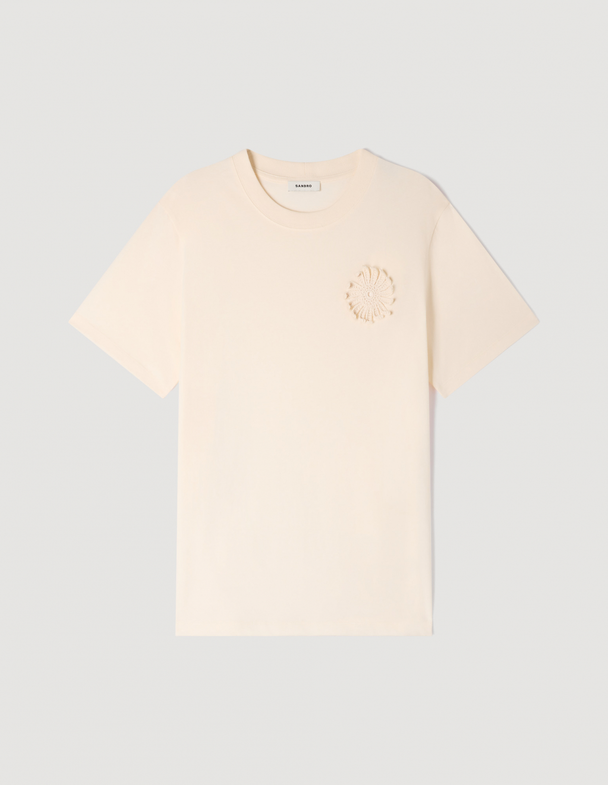 Чоловіча молочна фуболка з в'язаною квіткою_6