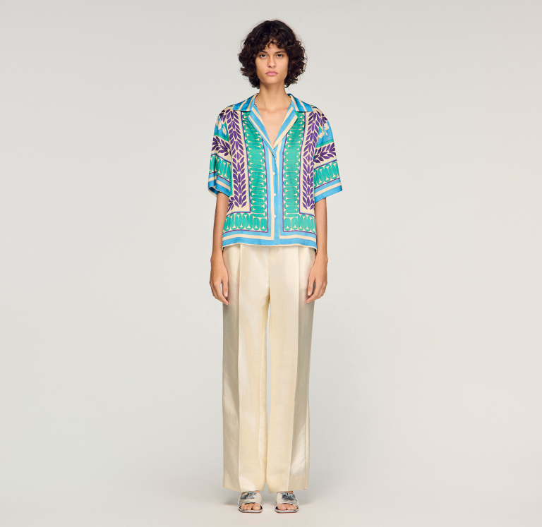 Жіноча сорочка з квітковим принтом