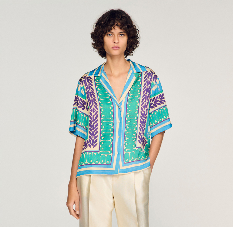 Жіноча сорочка з квітковим принтом