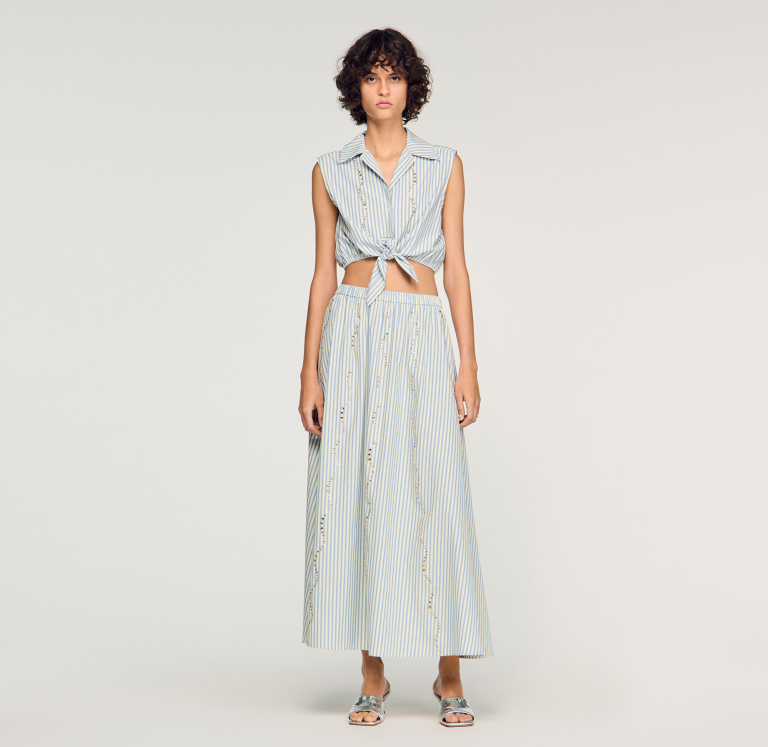 Жіноча коротка смугаста сорочка зі стразами