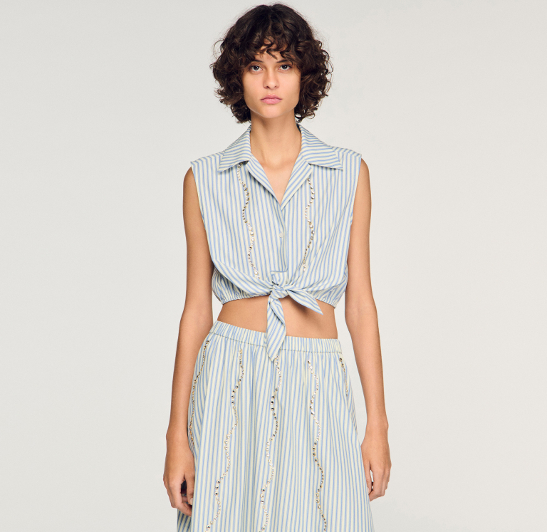 Жіноча коротка смугаста сорочка зі стразами