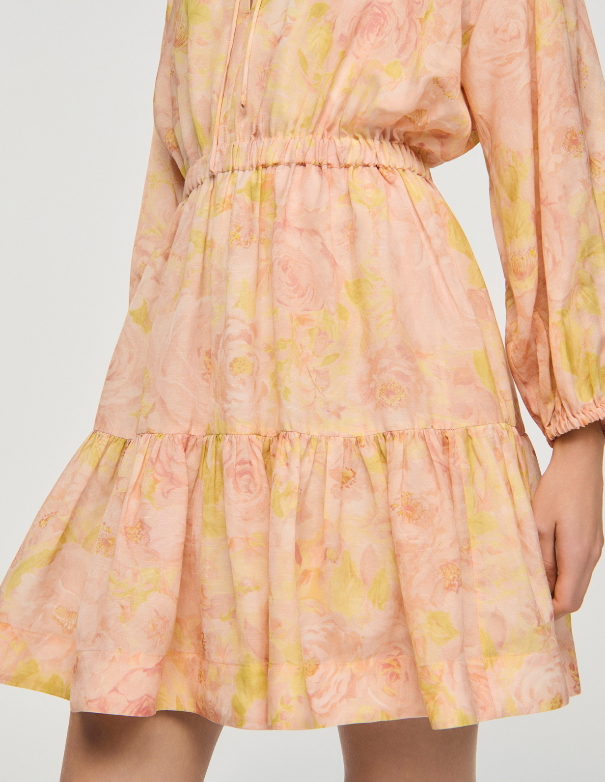 Женкое короткое платье с цветочным принтом_3