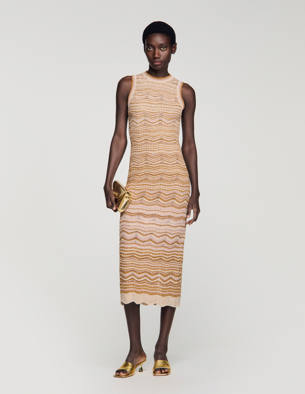 Женское платье ажурной вязки_1