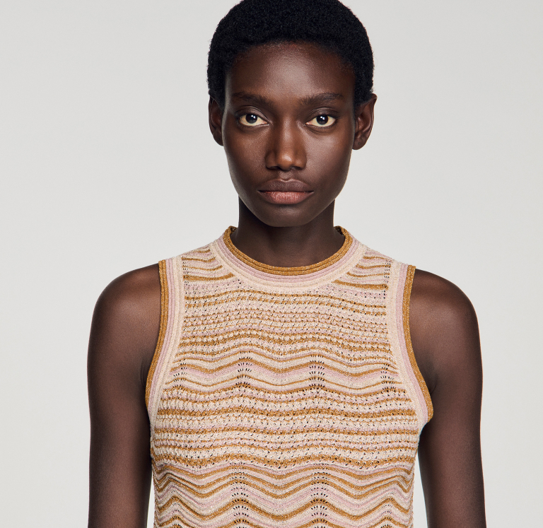 Женское платье ажурной вязки