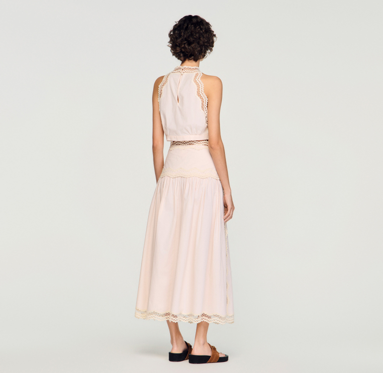 Жіночий рожевий топ з мереживним оздобленням