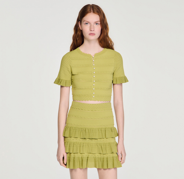 Жіночий короткий кардиган з рукавами-воланами