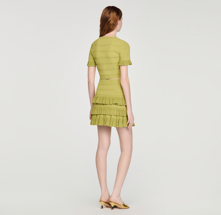 Жіночий короткий кардиган з рукавами-воланами