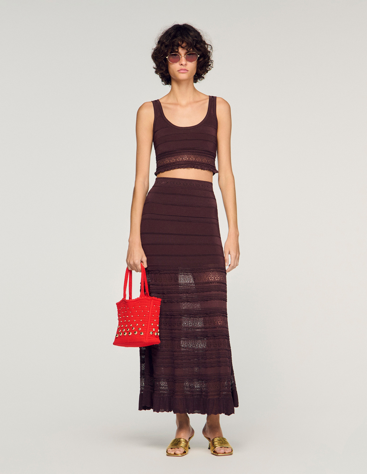 Женский коричневый топ из ажурной вязки_1