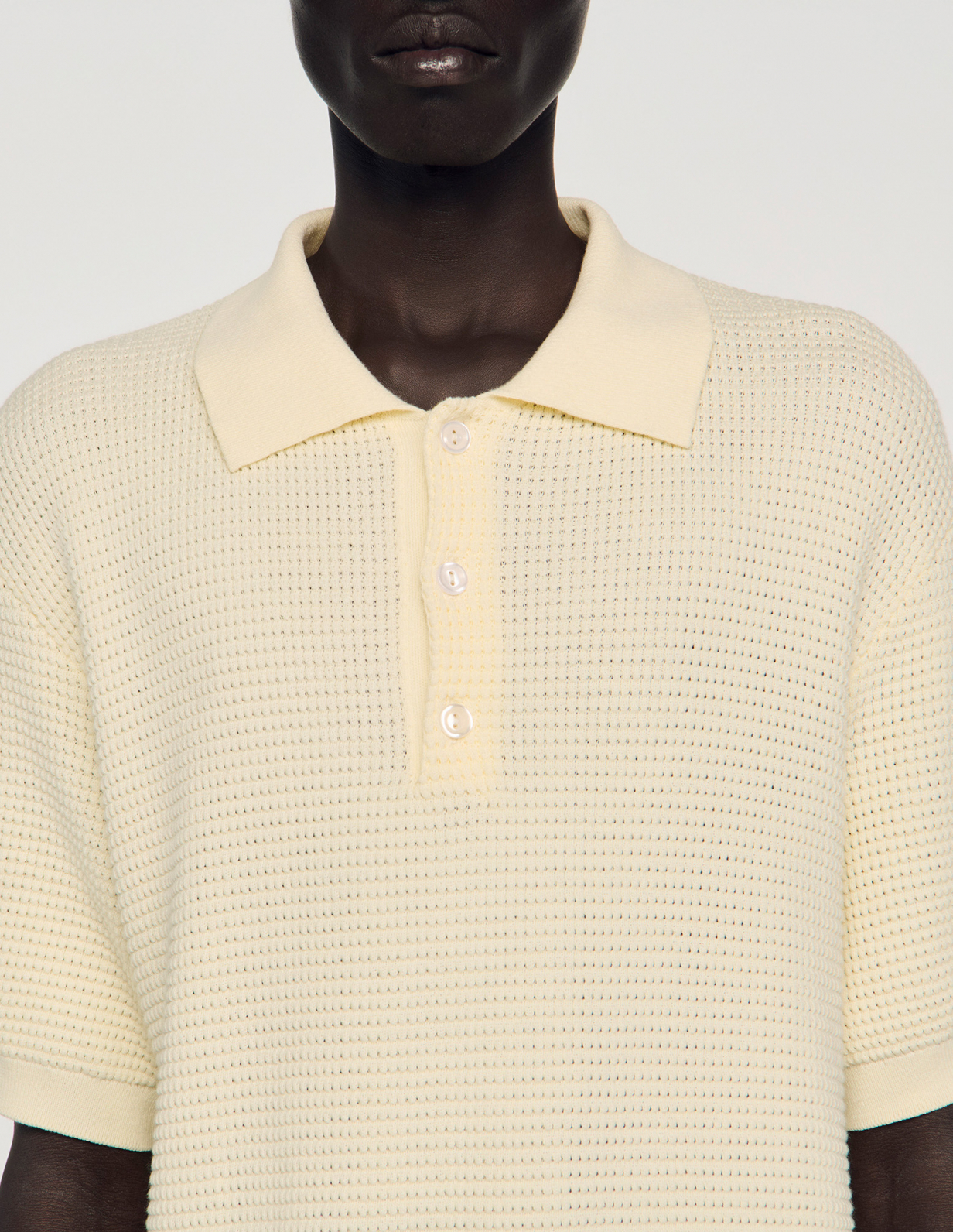 Чоловіче молочне поло з вафельною текстурою_3