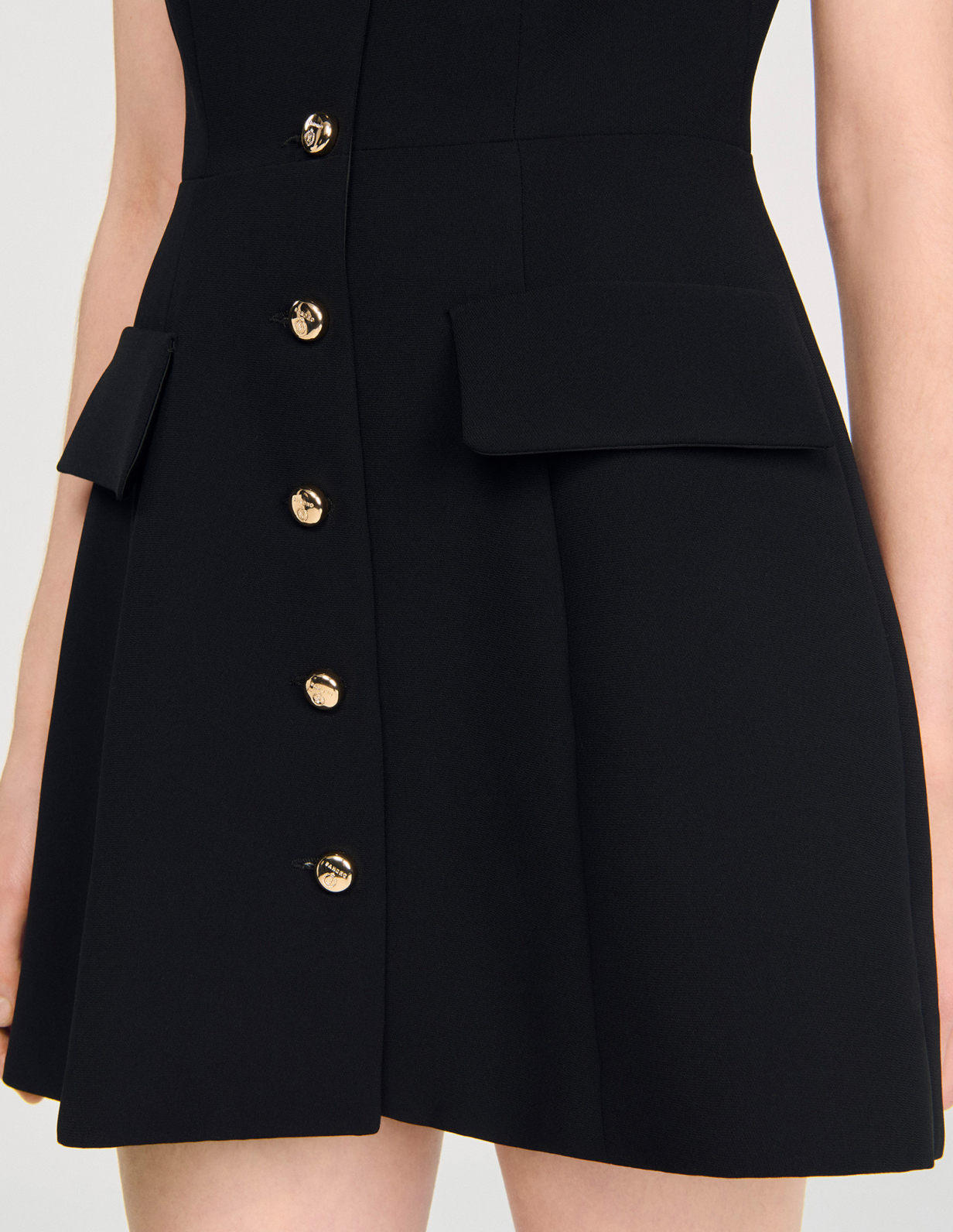 Жіноча чорна міні-сукня_3